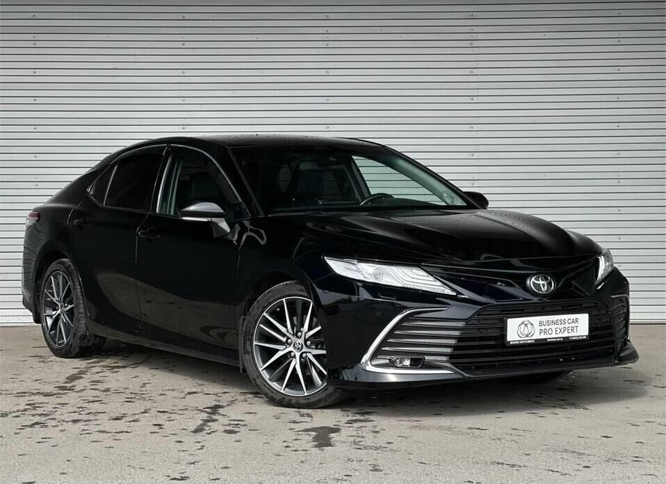Toyota Camry 2.5 AT (200 л.с.)