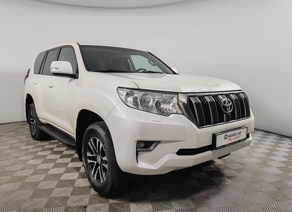 Toyota Land Cruiser Prado 2.8d AT (200 л.с.) 4WD