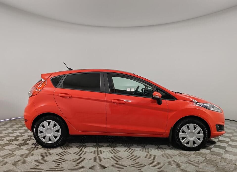 Ford Fiesta 1.6 AMT (105 л.с.)