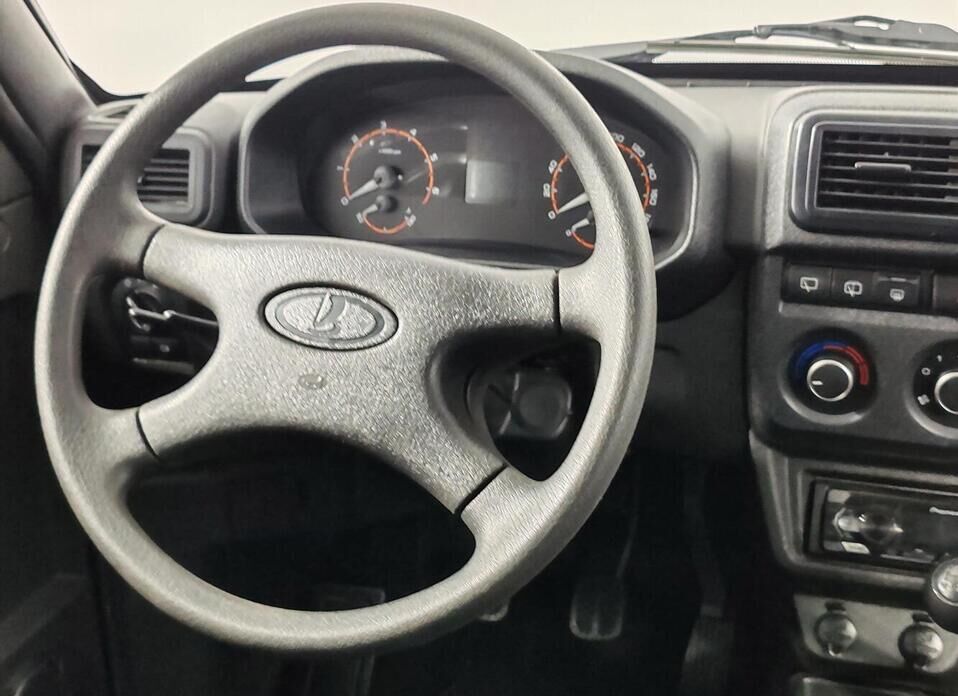 LADA (ВАЗ) Niva Legend 1.7 MT (83 л.с.) 4WD