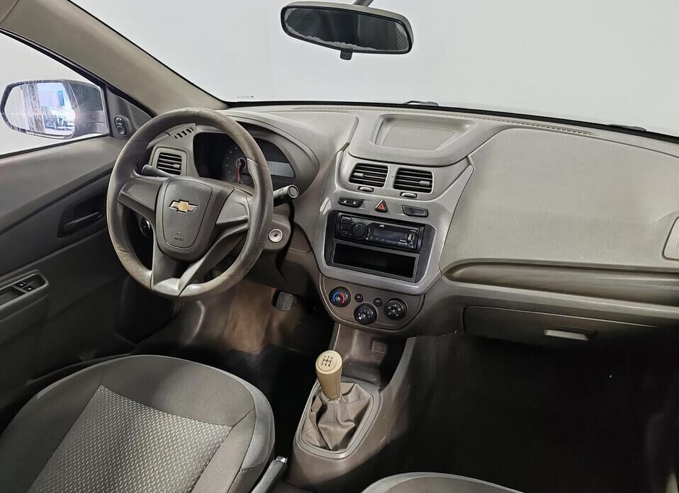 Chevrolet Cobalt 1.5 MT (105 л.с.)
