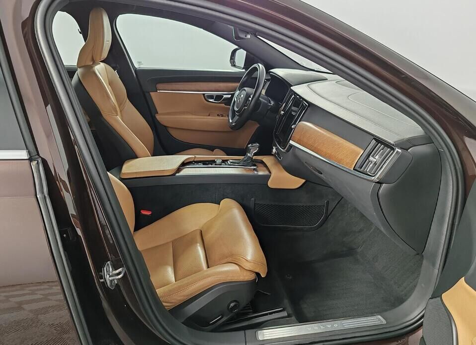 Volvo S90 2.0 AT (190 л.с.)