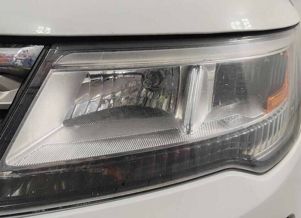 Ford Explorer 3.5 AT (249 л.с.) 4WD