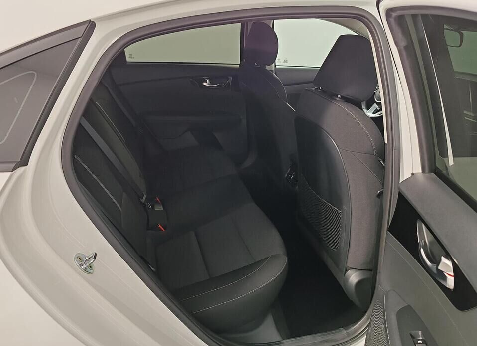 Kia Cerato 1.6 AT (128 л.с.)