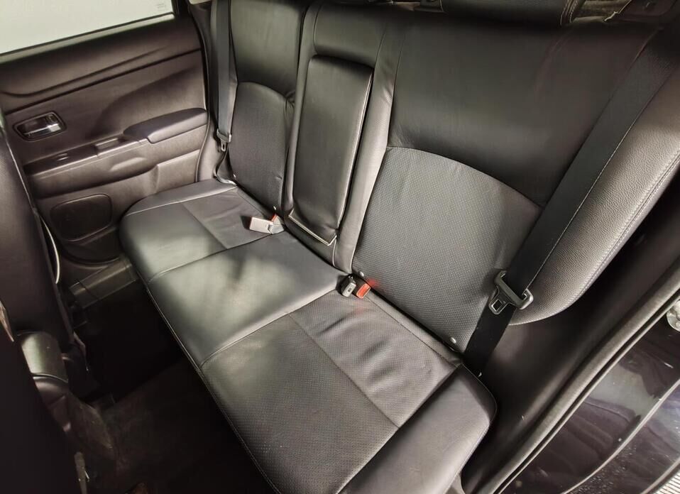 Mitsubishi ASX 1.8 CVT (140 л.с.)