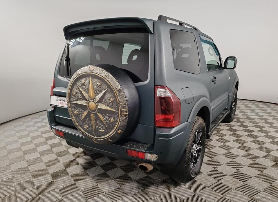 Mitsubishi Pajero 3.5 AT (202 л.с.) 4WD