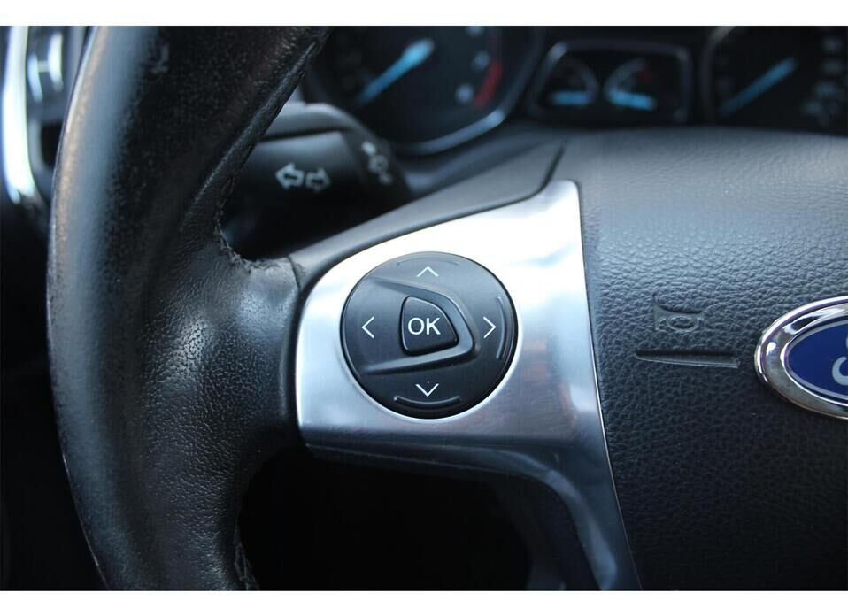 Ford Kuga 1.6 AT (150 л.с.) 4WD