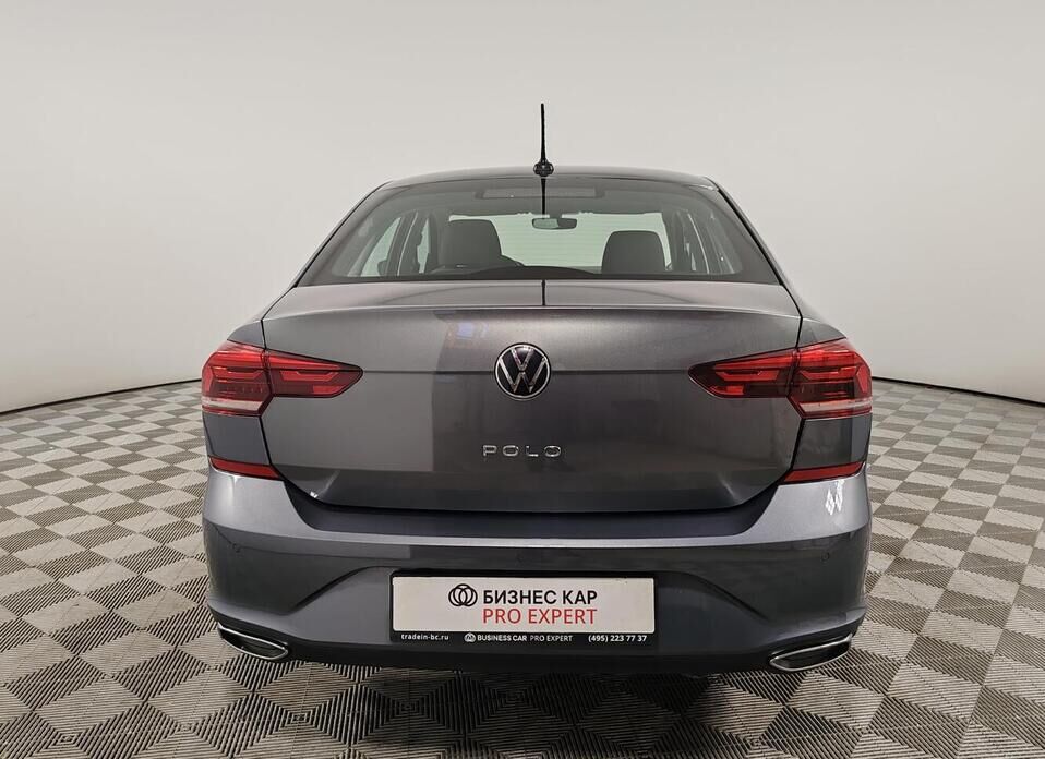 Volkswagen Polo 1.6 AT (110 л.с.)