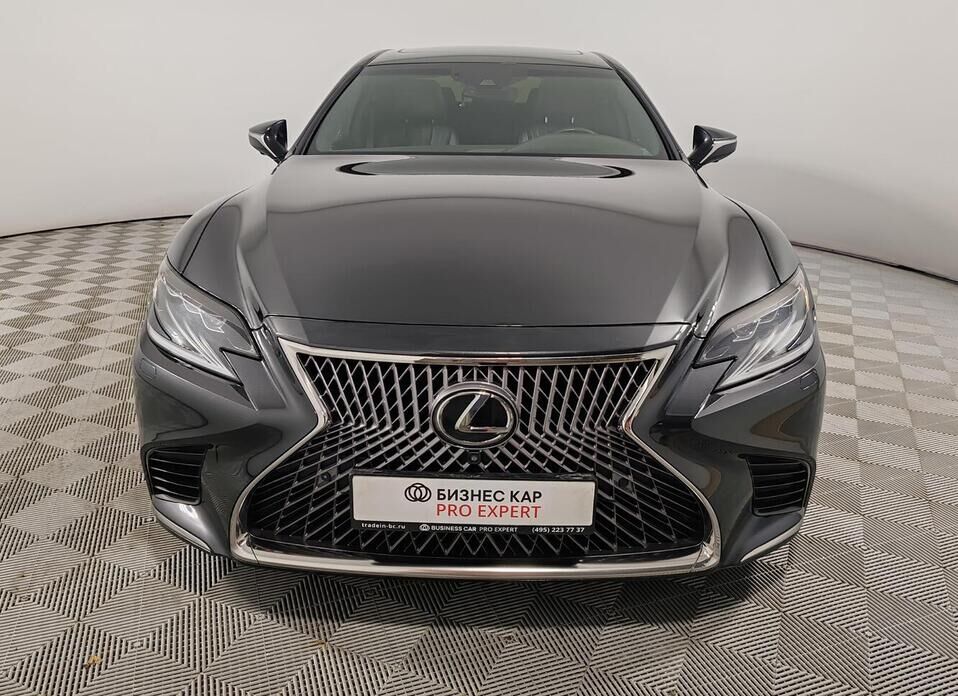 Lexus LS 500 3.4 AT (421 л.с.) 4WD