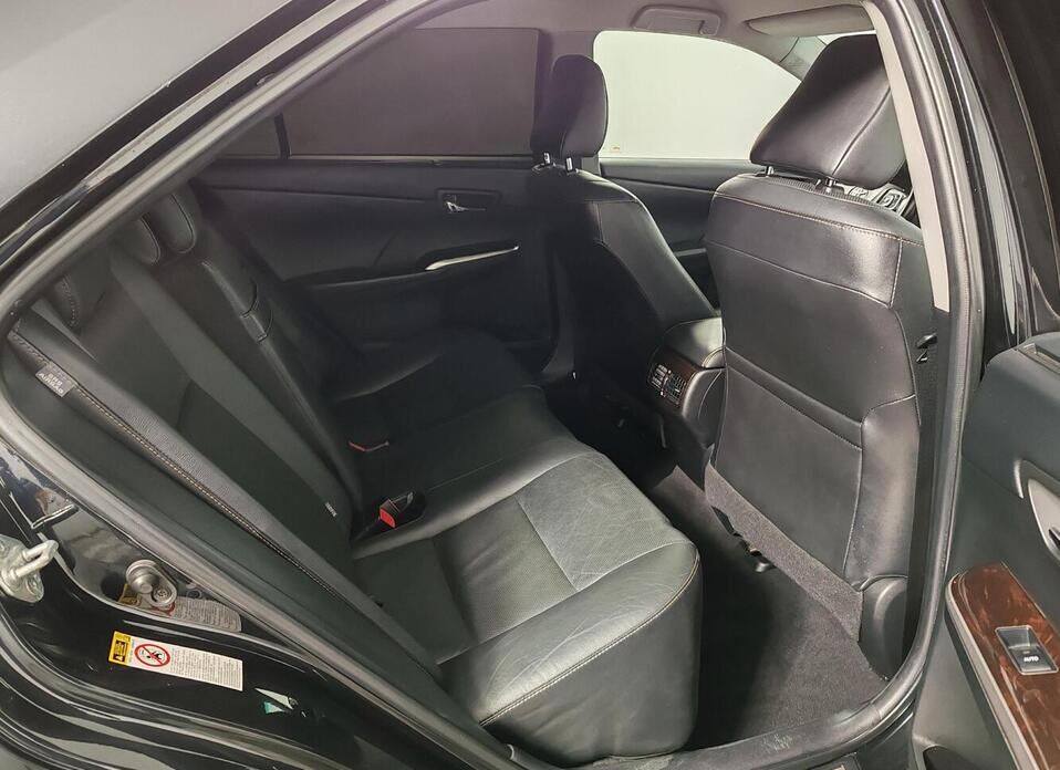 Toyota Camry 3.5 AT (249 л.с.)