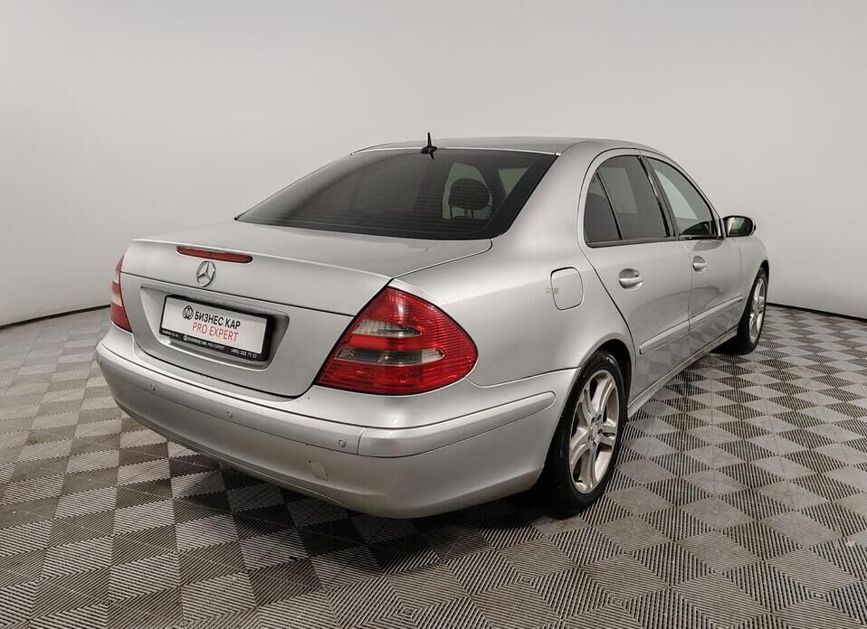 Mercedes-Benz E-Класс 240 2.6 AT (177 л.с.)