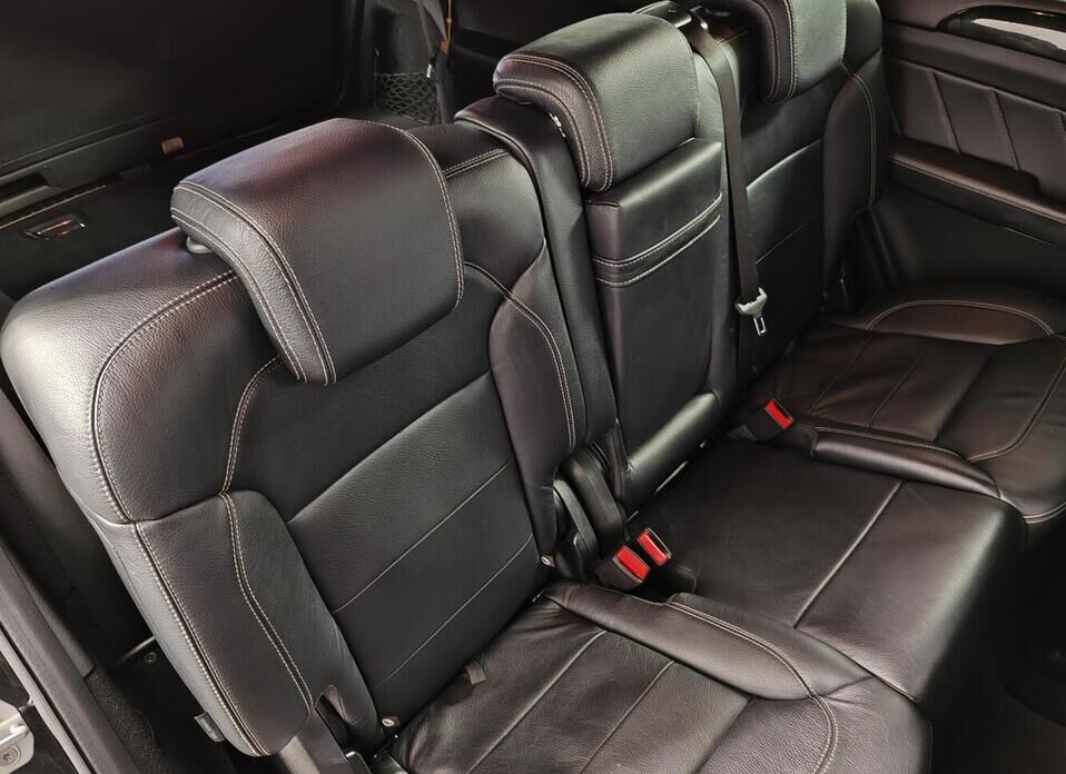 Mercedes-Benz GL-Класс 350 CDI BlueTEC 3.0d AT (249 л.с.) 4WD