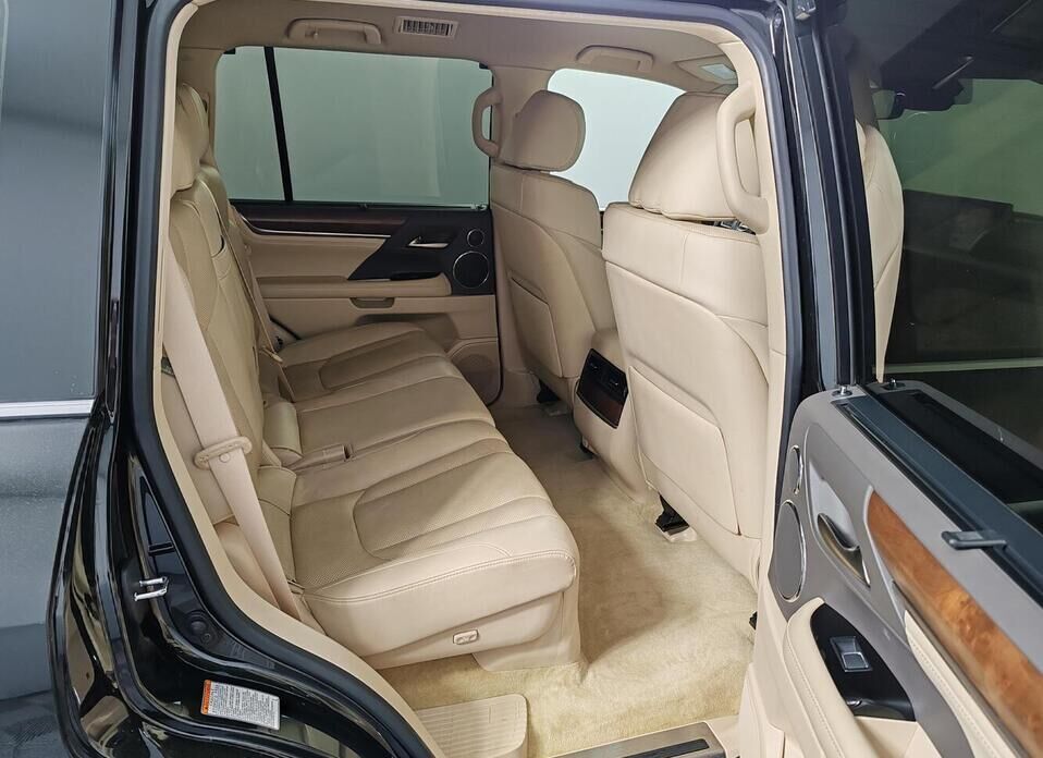 Lexus LX 450d 4.5d AT (272 л.с.) 4WD