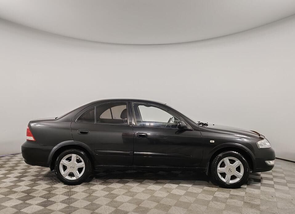 Nissan Almera Classic 1.6 MT (107 л.с.)