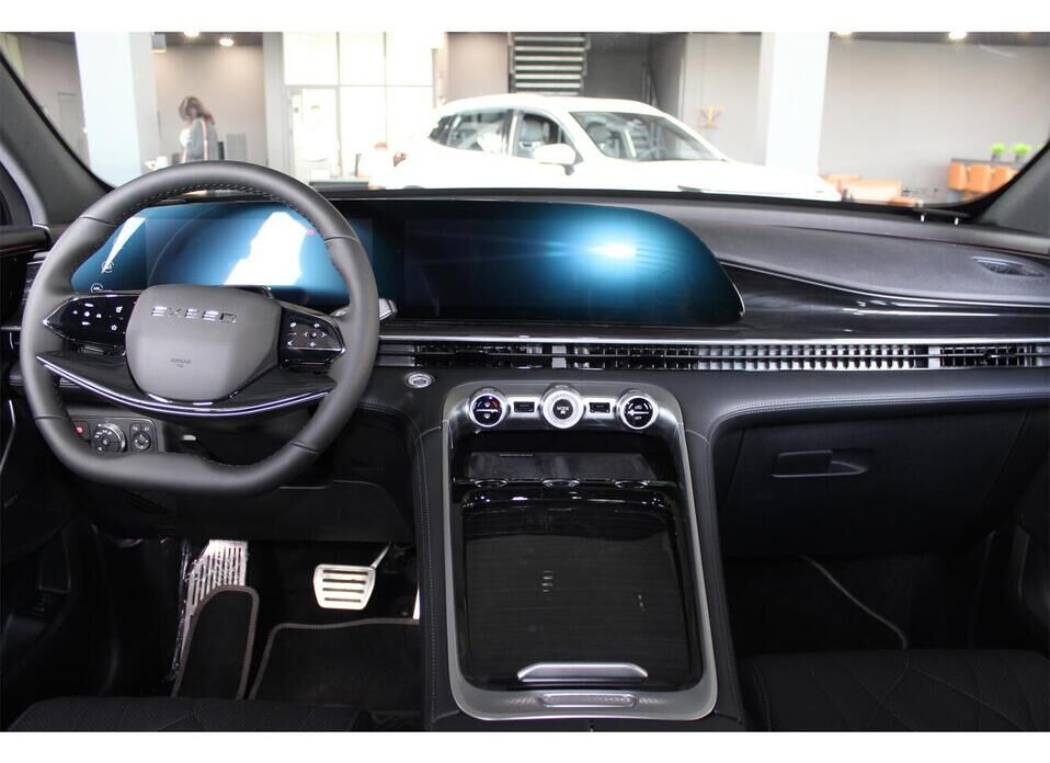 EXEED RX 2.0 AMT (197 л.с.) 4WD