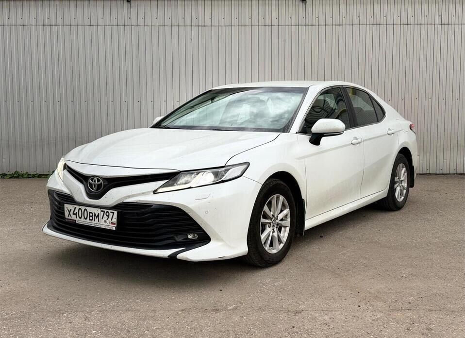 Toyota Camry 2.5 AT (181 л.с.)