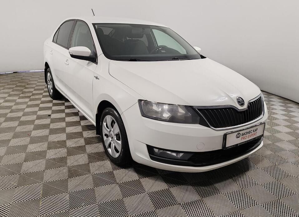 Skoda Rapid 1.6 AT (110 л.с.)