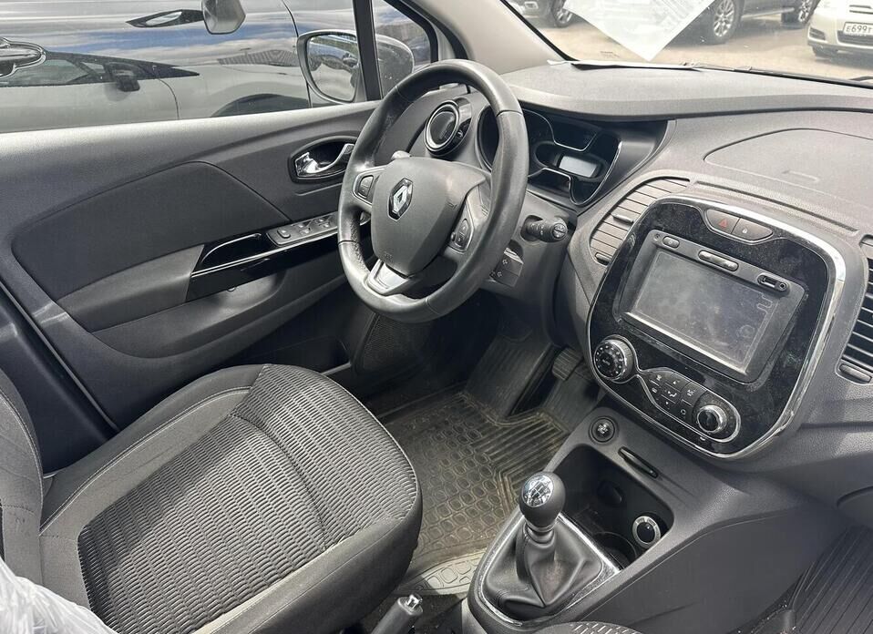 Renault Kaptur 2.0 MT (143 л.с.) 4WD