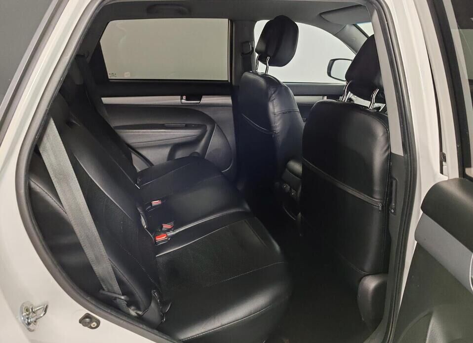 Kia Sorento 2.4 AT (175 л.с.) 4WD