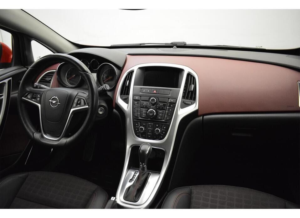 Opel Astra 1.4 AT (140 л.с.)