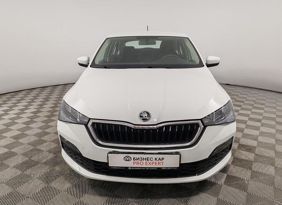 Skoda Rapid 1.6 MT (90 л.с.)