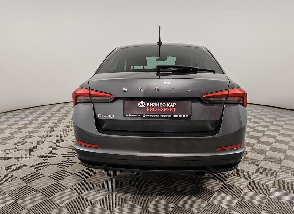 Skoda Rapid 1.6 AT (110 л.с.)