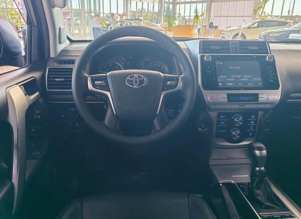 Toyota Land Cruiser Prado 2.8d AT (177 л.с.) 4WD