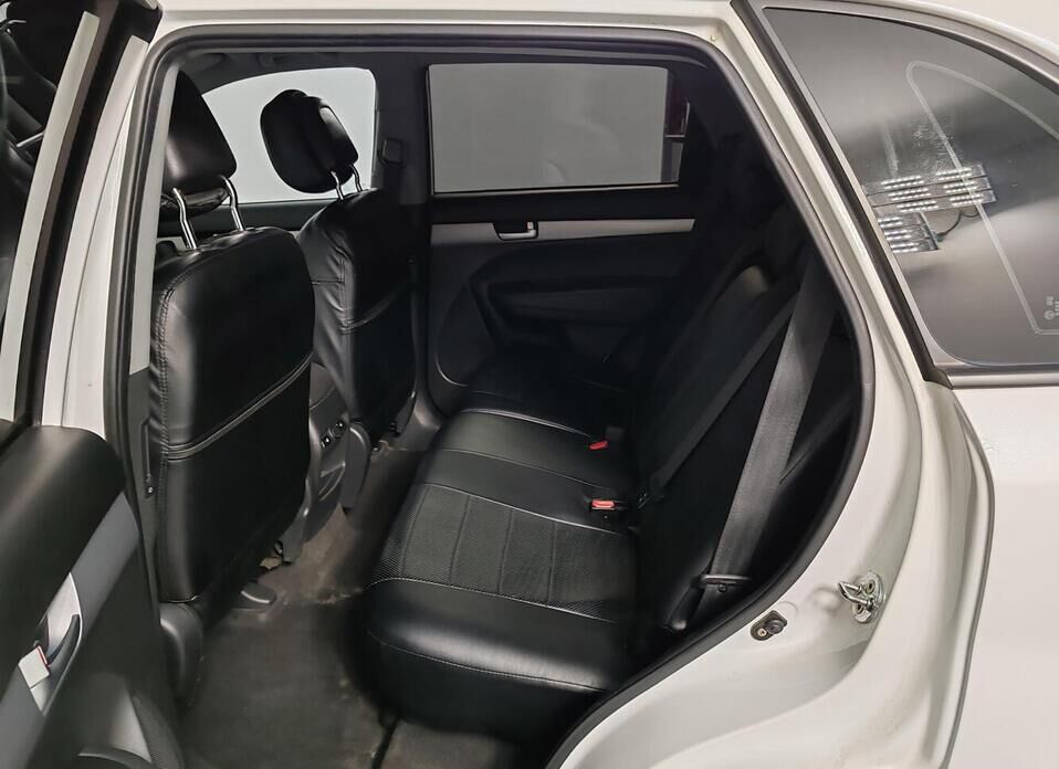 Kia Sorento 2.4 AT (175 л.с.) 4WD