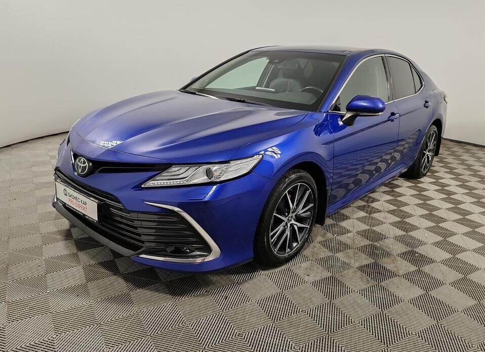 Toyota Camry 2.5 AT (200 л.с.)