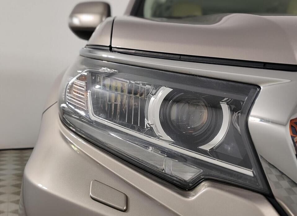 Toyota Land Cruiser Prado 2.8d AT (177 л.с.) 4WD
