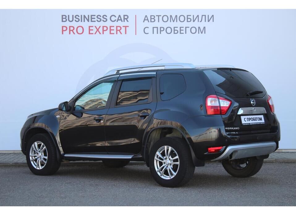 Nissan Terrano 2.0 AT (135 л.с.)