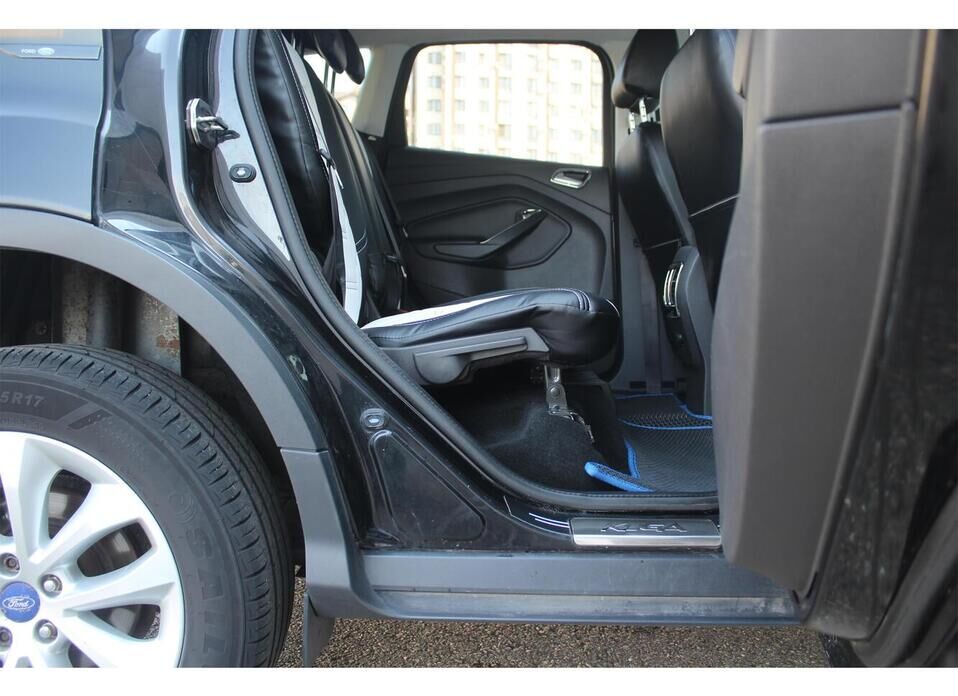 Ford Kuga 1.6 AT (150 л.с.) 4WD