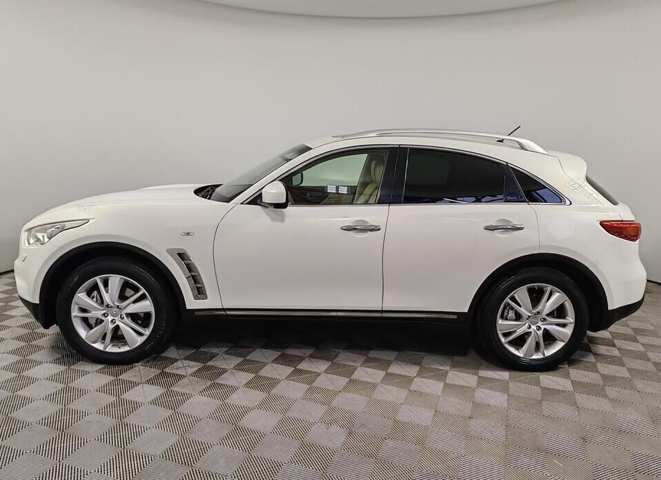 Infiniti FX FX37 3.7 AT (333 л.с.) 4WD