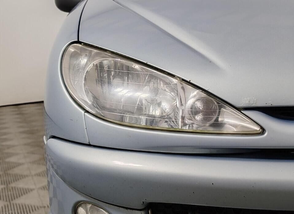 Peugeot 206 1.4 AT (75 л.с.)