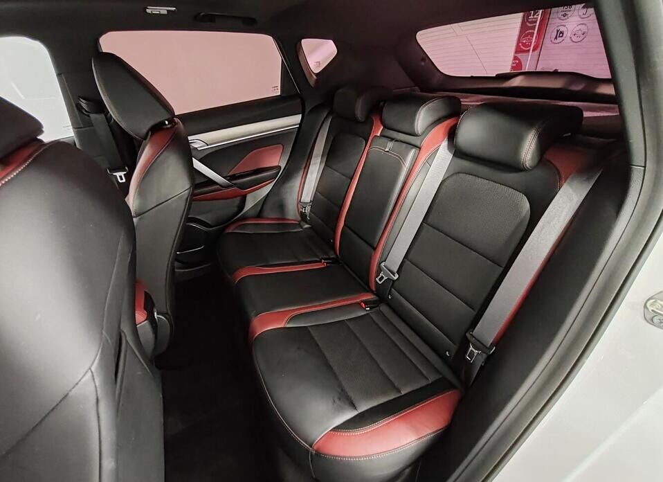 Geely Coolray 1.5 AMT (150 л.с.)