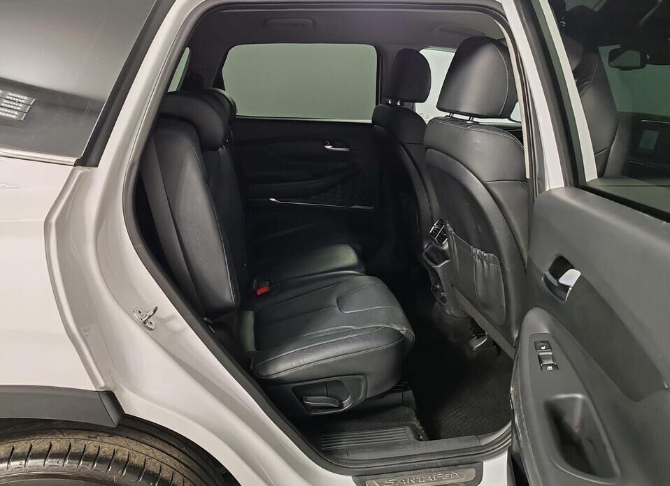 Hyundai Santa Fe 2.2d AT (200 л.с.) 4WD