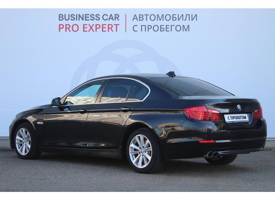 BMW 5 серии 520i 2.0 AT (184 л.с.)