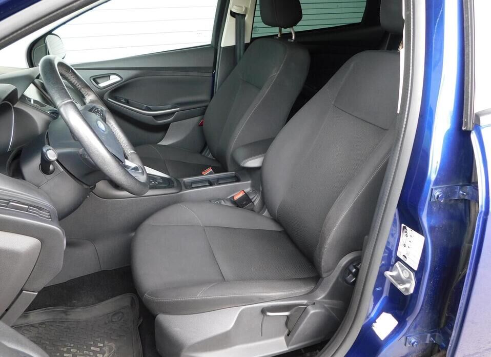 Ford Focus 1.6 AMT (125 л.с.)