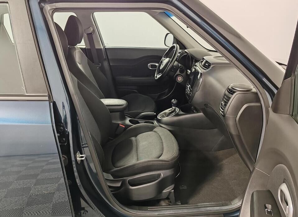 Kia Soul 1.6 AT (124 л.с.)