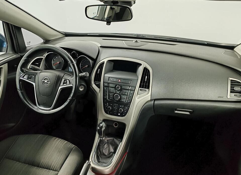 Opel Astra 1.6 MT (115 л.с.)