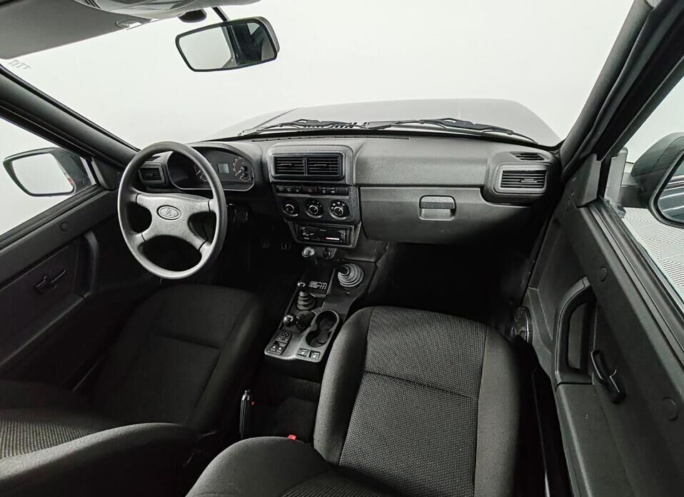 LADA (ВАЗ) Niva Legend 1.7 MT (83 л.с.) 4WD