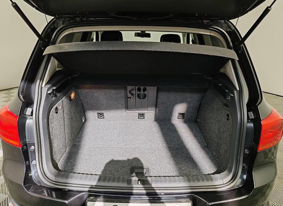 Volkswagen Tiguan 2.0 AT (170 л.с.) 4WD