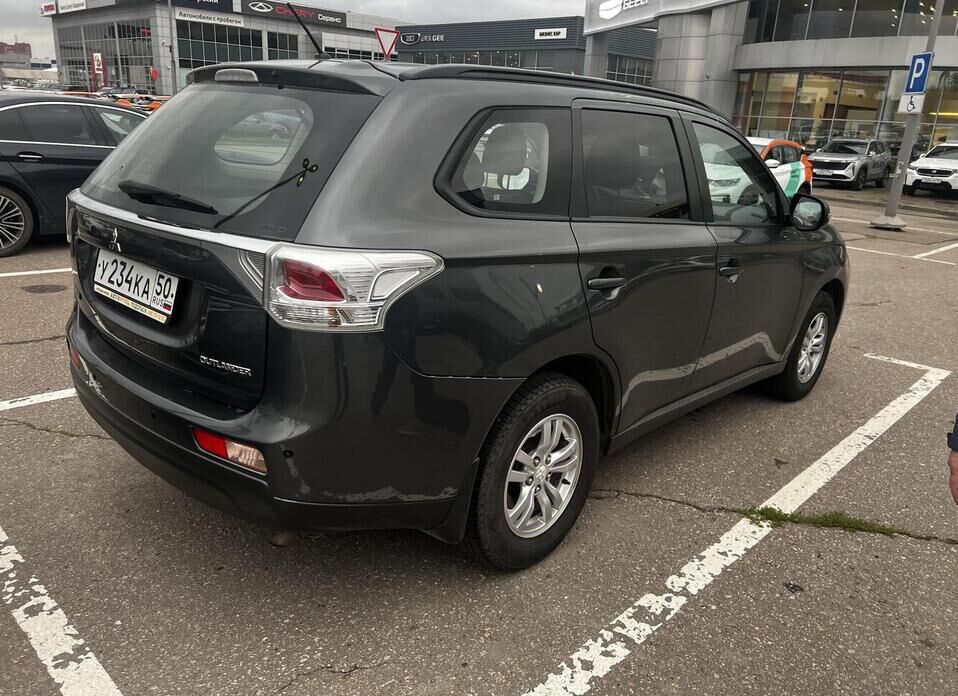 Mitsubishi Outlander 2.0 CVT (146 л.с.) 4WD