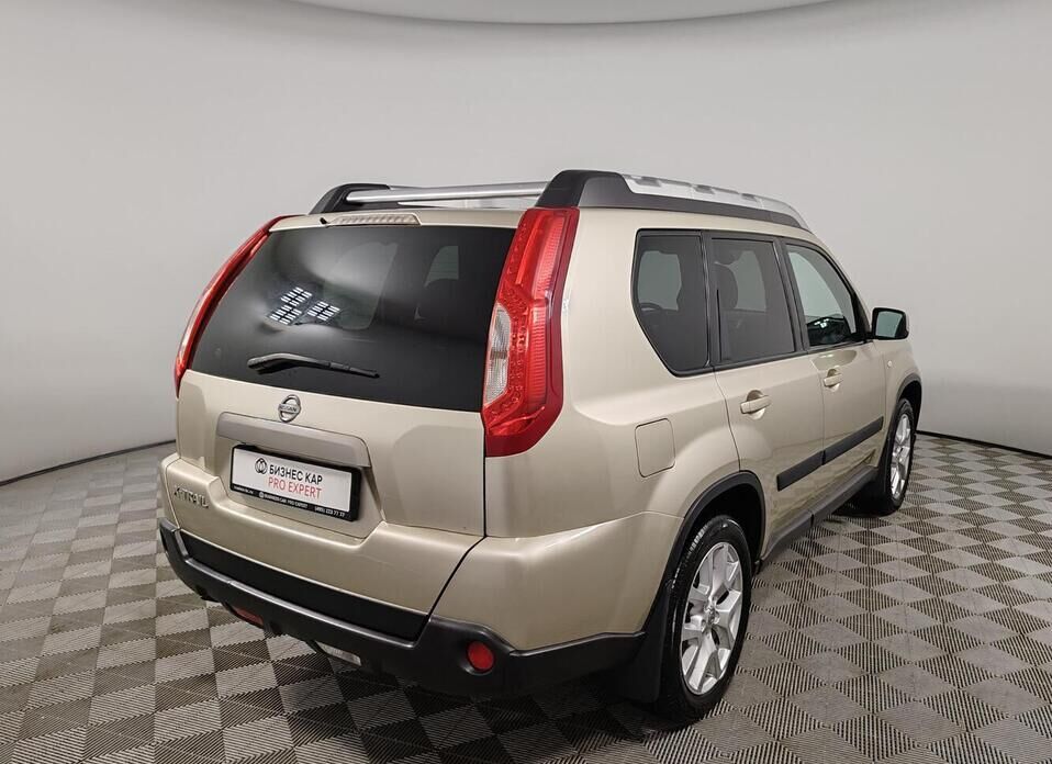 Nissan X-Trail 2.0 CVT (141 л.с.) 4WD