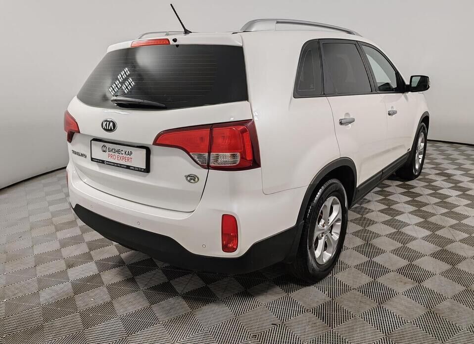 Kia Sorento 2.4 AT (175 л.с.) 4WD