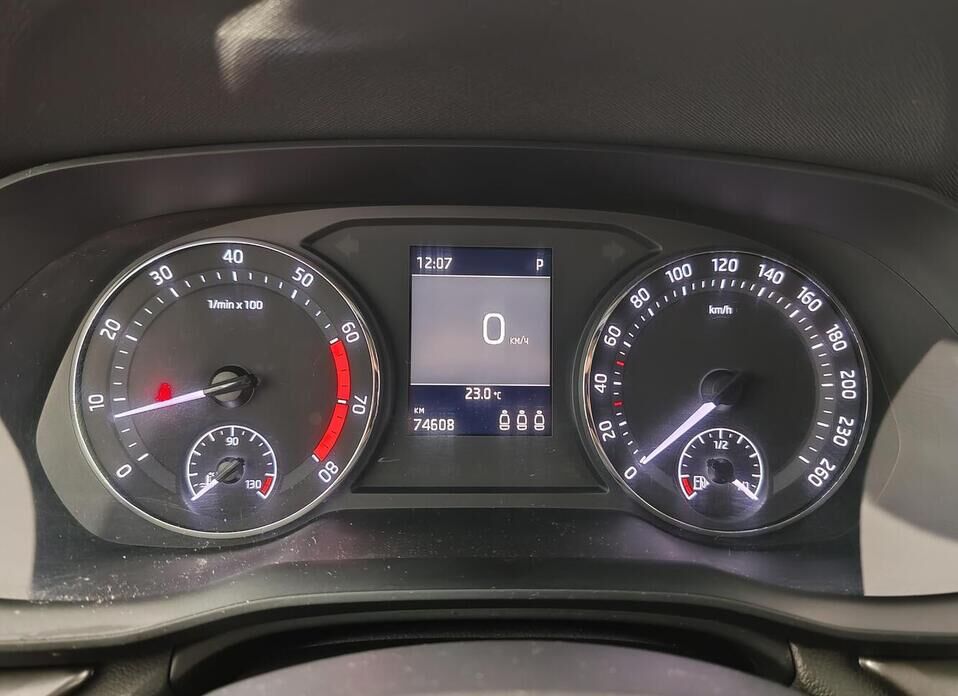 Skoda Octavia 1.4 AT (150 л.с.)