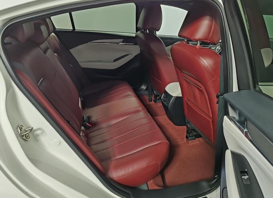 Mazda 6 2.5 AT (194 л.с.)