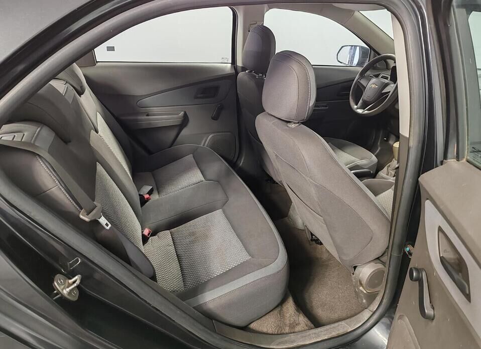 Chevrolet Cobalt 1.5 MT (105 л.с.)
