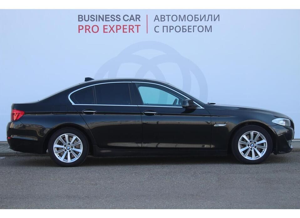 BMW 5 серии 520i 2.0 AT (184 л.с.)
