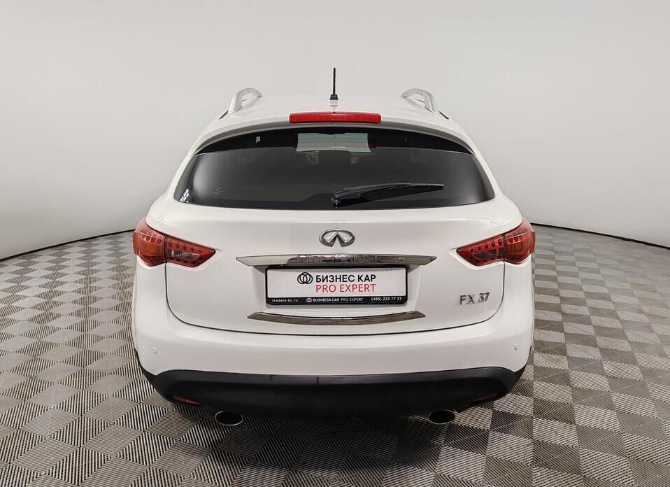 Infiniti FX FX37 3.7 AT (333 л.с.) 4WD